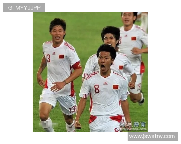 足球明星同框合影真实头像展示男士魅力与风采 足球明星同框合影真实头像展示男士魅力与风采