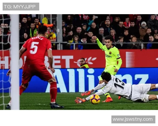 2012年马德里竞技对阵巴萨的经典对决回顾与战术分析 2012年马德里竞技对阵巴萨的经典对决回顾与战术分析